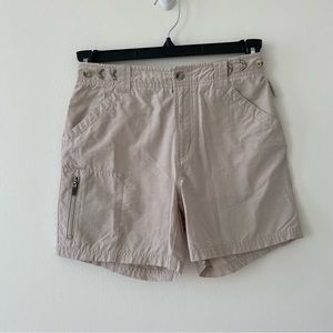 Columbia Women’s Cargo Shorts Size-4 GUC